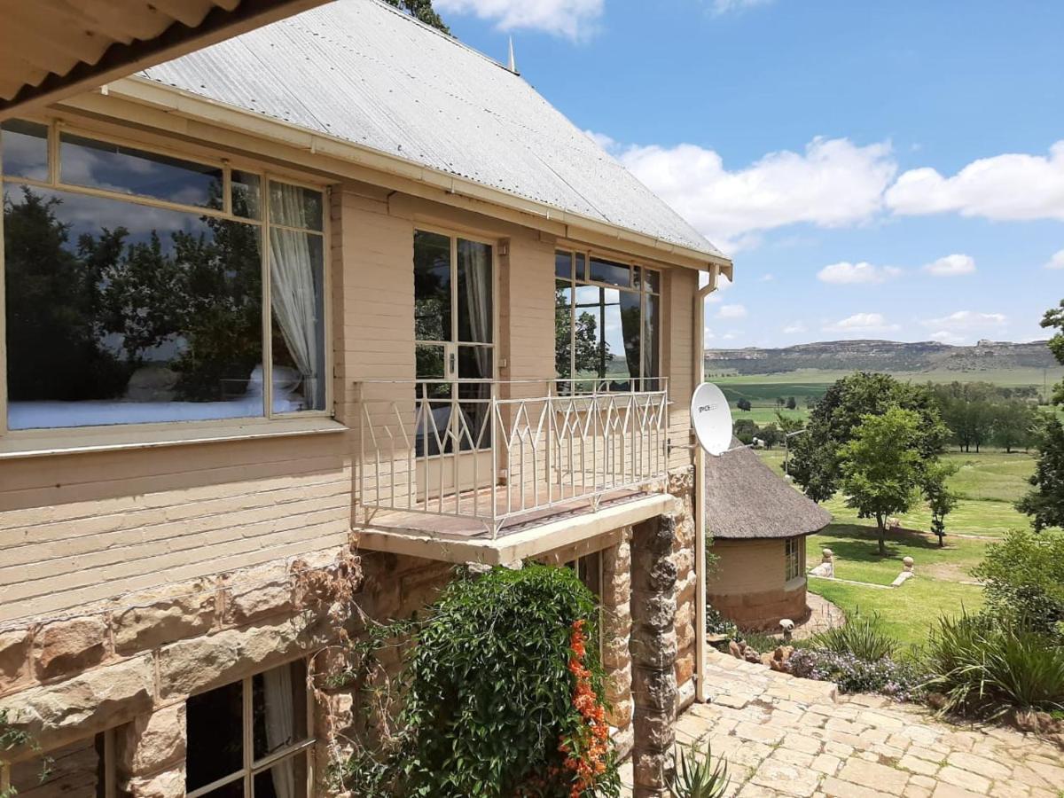 Imla Guest Farm Hotel Фиксбург Екстериор снимка